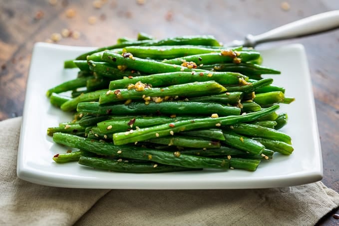 Restaurant-Quality Sesame Ginger Green Beans in Under 15 Minutes